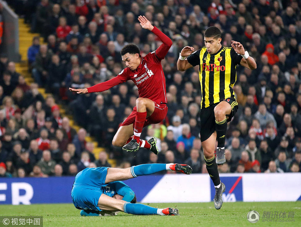  纽卡斯尔逆袭阿森纳吉马良斯上演梅开二度  