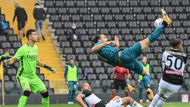  AC米兰绝杀威尼斯，升至积分榜次席  