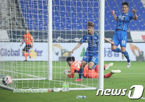  都灵顽强逼平领头羊展现钢铁防守线  